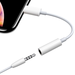 Deчерез aдаптер, переходник: Lightning, iPhone, iPad, папа - Audio-jack, AUX, 3.5mm, мама